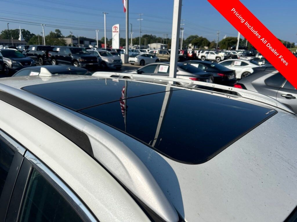 Used 2017 Nissan Rogue SL SUV