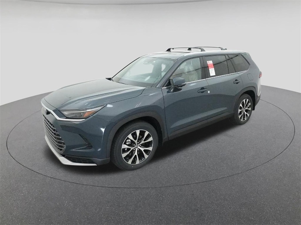2026 Toyota Grand Highlander Limited's photo