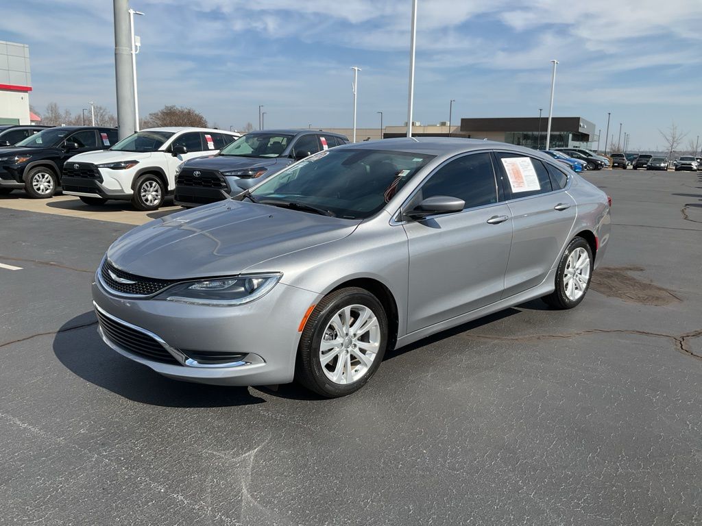 2017 Chrysler 200 Limited