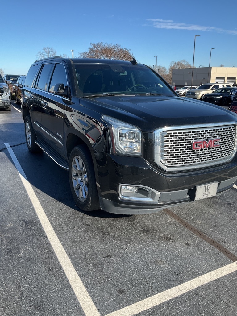 2017 GMC Yukon Denali's photo