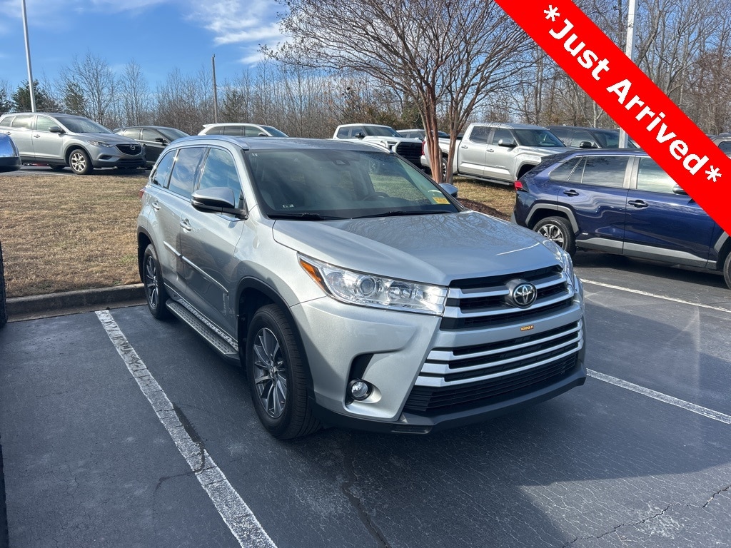 2017 Toyota Highlander XLE's photo