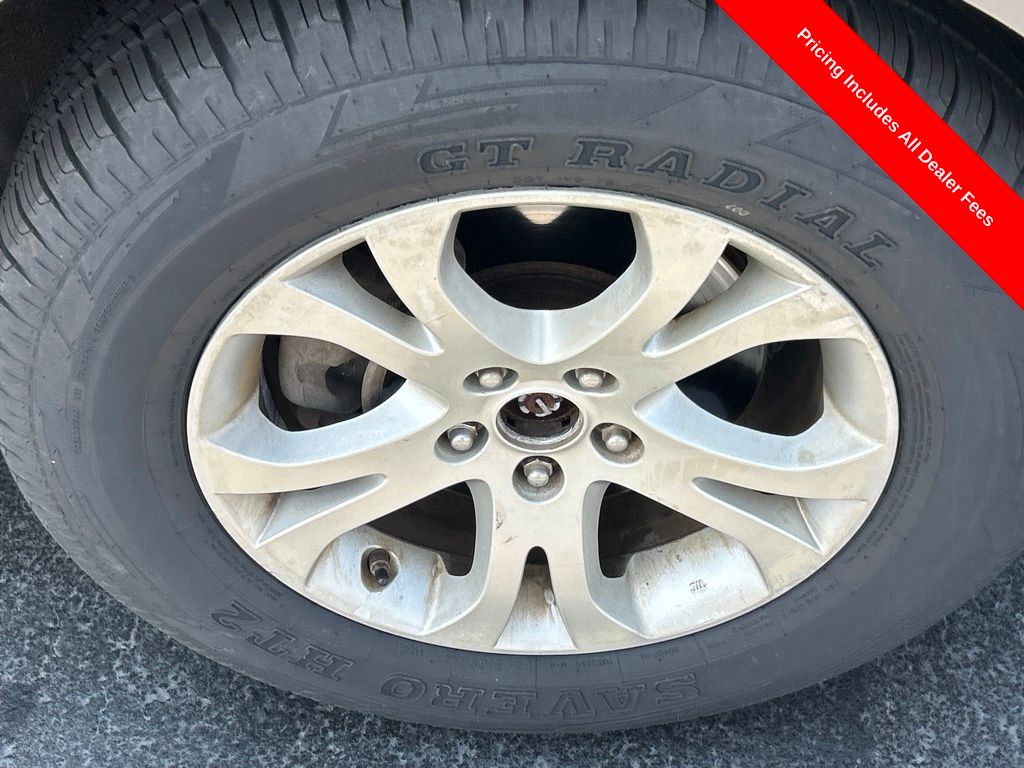 Used 2012 Hyundai Veracruz GLS with VIN KM8NU4CC2CU180212 for sale in Greer, SC