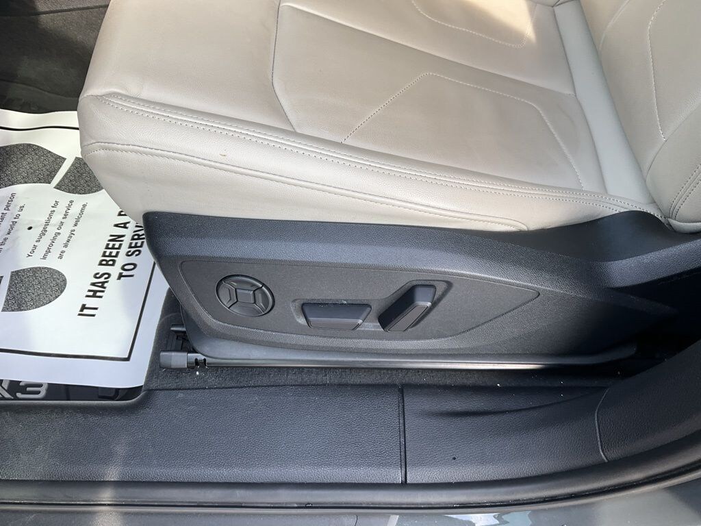 Used 2024 Audi Q3 40 Premium SUV