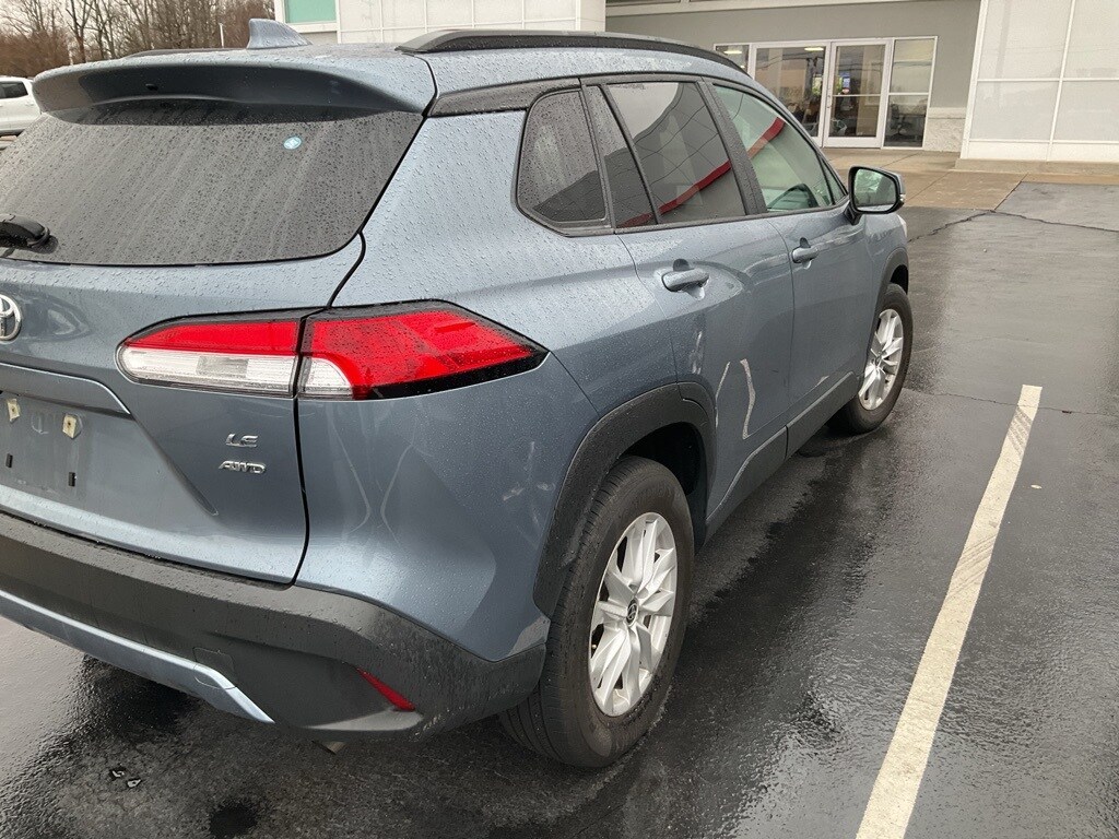 Used 2024 Toyota Corolla Cross LE SUV