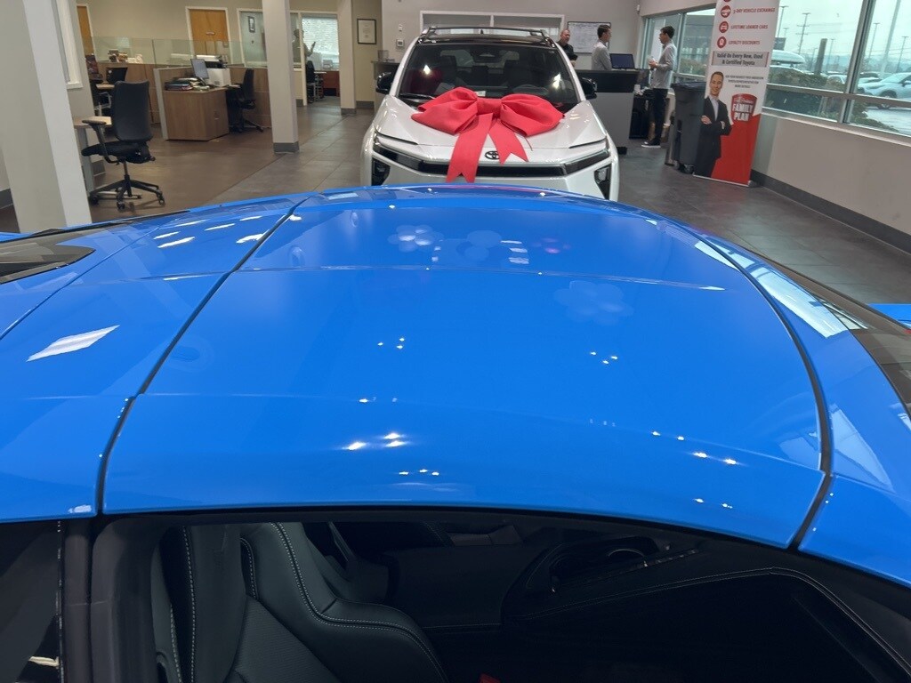 2024 Chevrolet Corvette Stingray 1LT photo 3