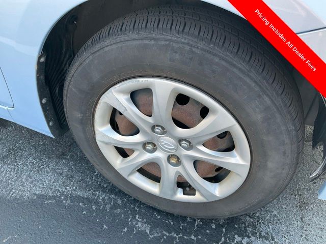 Used 2013 Hyundai Accent GS with VIN KMHCT5AE6DU106779 for sale in Greer, SC