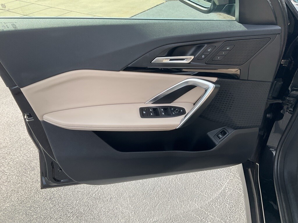 2023 Bmw X1 XDrive28i photo 2