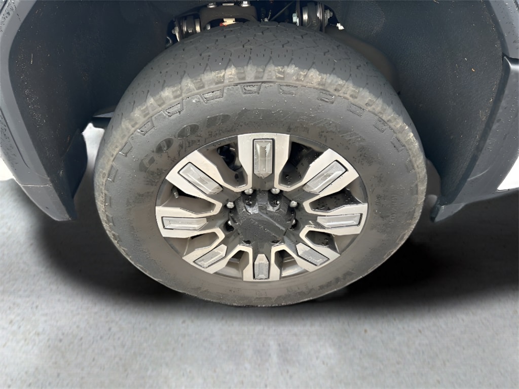 Used 2024 GMC Sierra 2500 HD Denali Truck