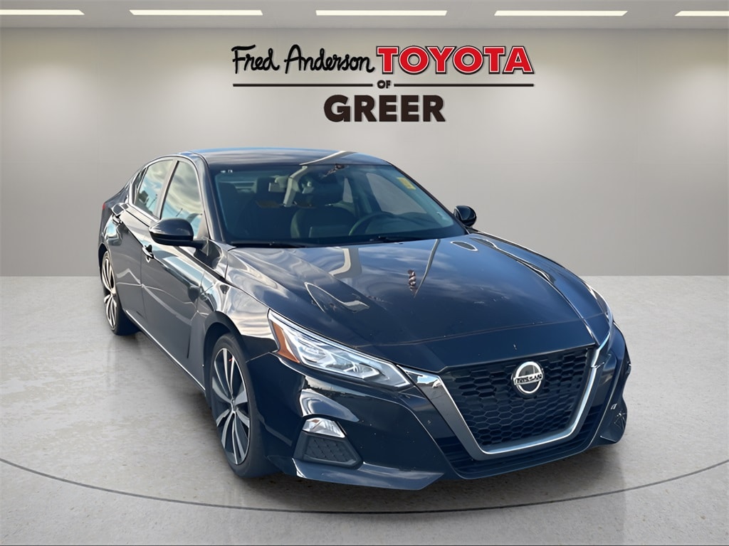 Used 2022 Nissan Altima 2.5 SR Sedan