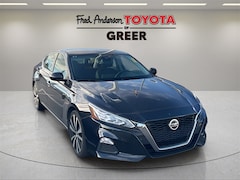 2022 Nissan Altima 2.5 SR Sedan