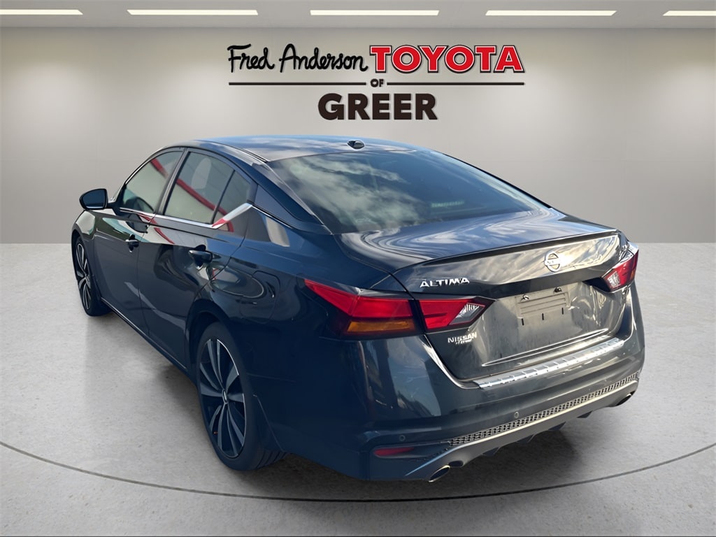 Used 2022 Nissan Altima 2.5 SR Sedan