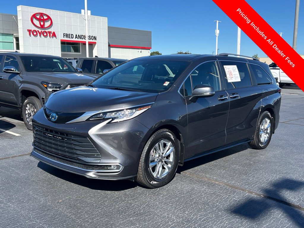 2025 Toyota Sienna Limited