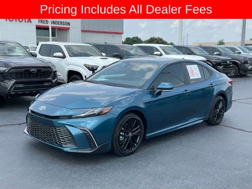 Used 2026 Toyota Camry SE Sedan