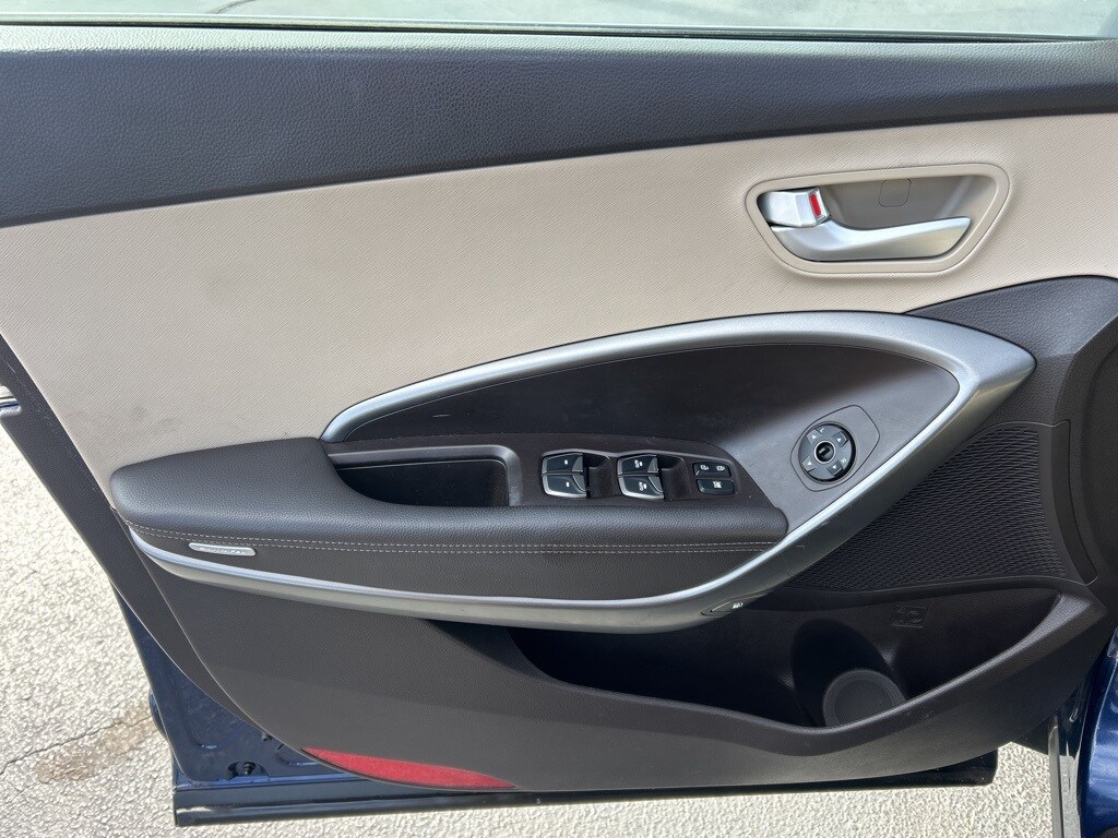 Used 2017 Hyundai Santa Fe Sport 2.4L SUV