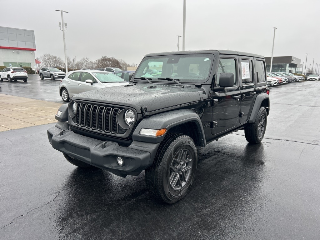 2024 Jeep Wrangler 4-Door Sport S's photo