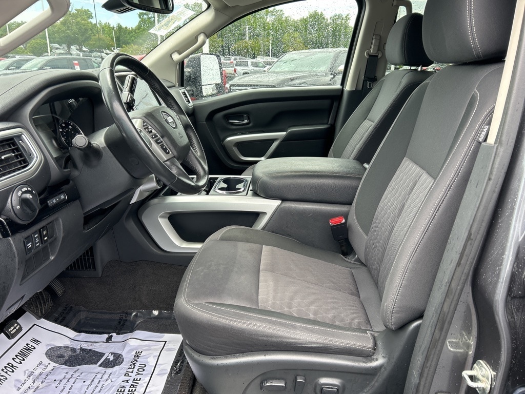 Used 2021 Nissan Titan SV with VIN 1N6AA1ED6MN524262 for sale in Greer, SC