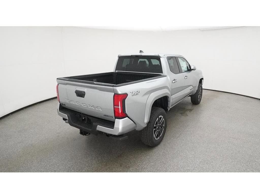 2025 Toyota Tacoma TRD Sport - Photo 8