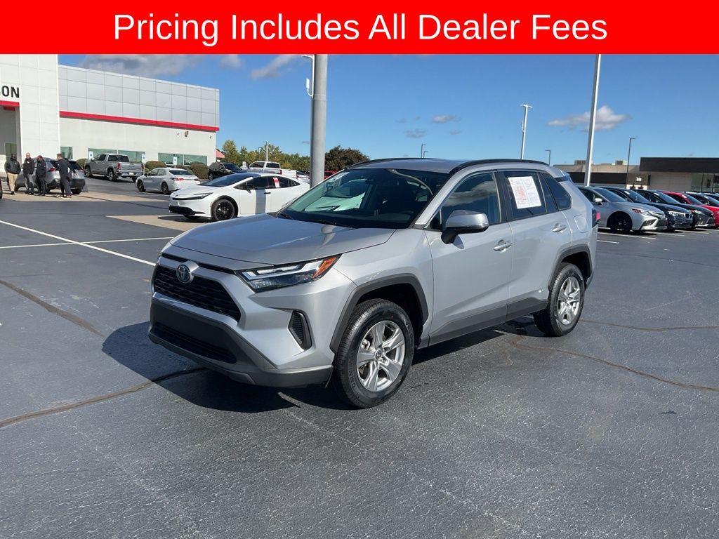 2024 Toyota RAV4 Hybrid XLE AWD's photo