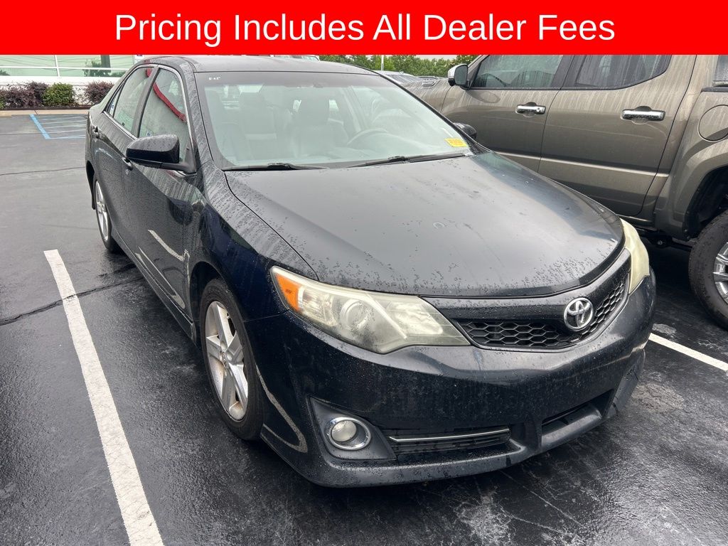 2012 Toyota Camry 2.5 Auto SE's photo