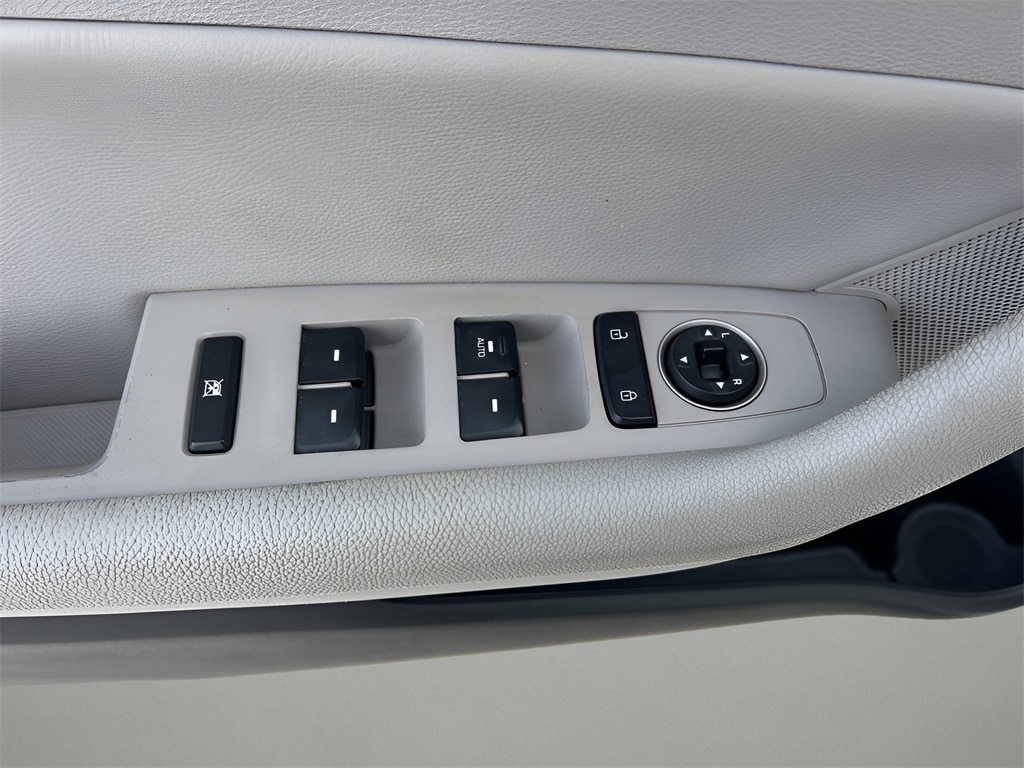 Used 2018 Hyundai Sonata SEL Sedan