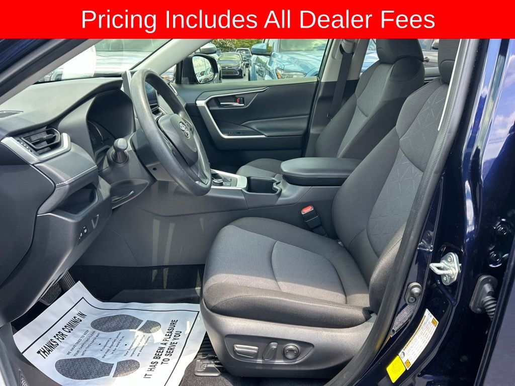 Used 2025 Toyota RAV4 Hybrid XLE SUV