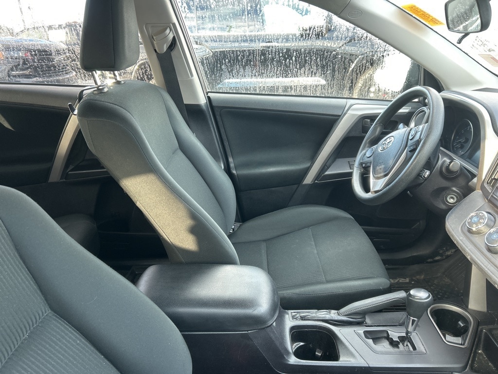 Used 2018 Toyota RAV4 LE SUV