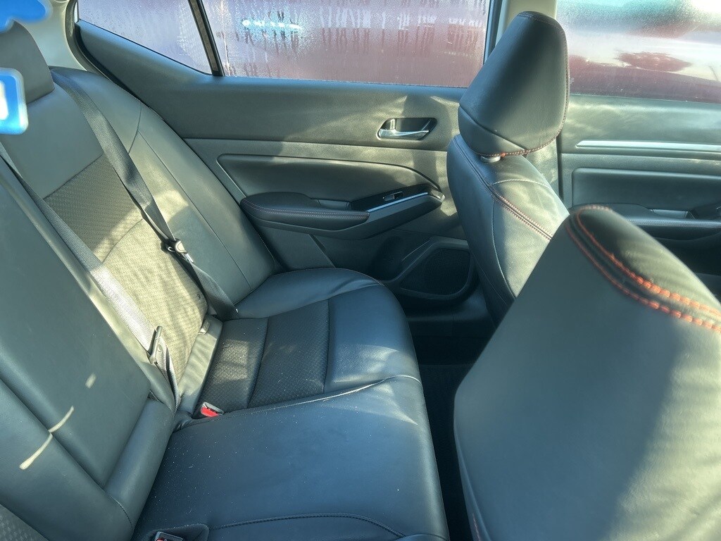 2024 Nissan Altima 2.5 SR photo 4
