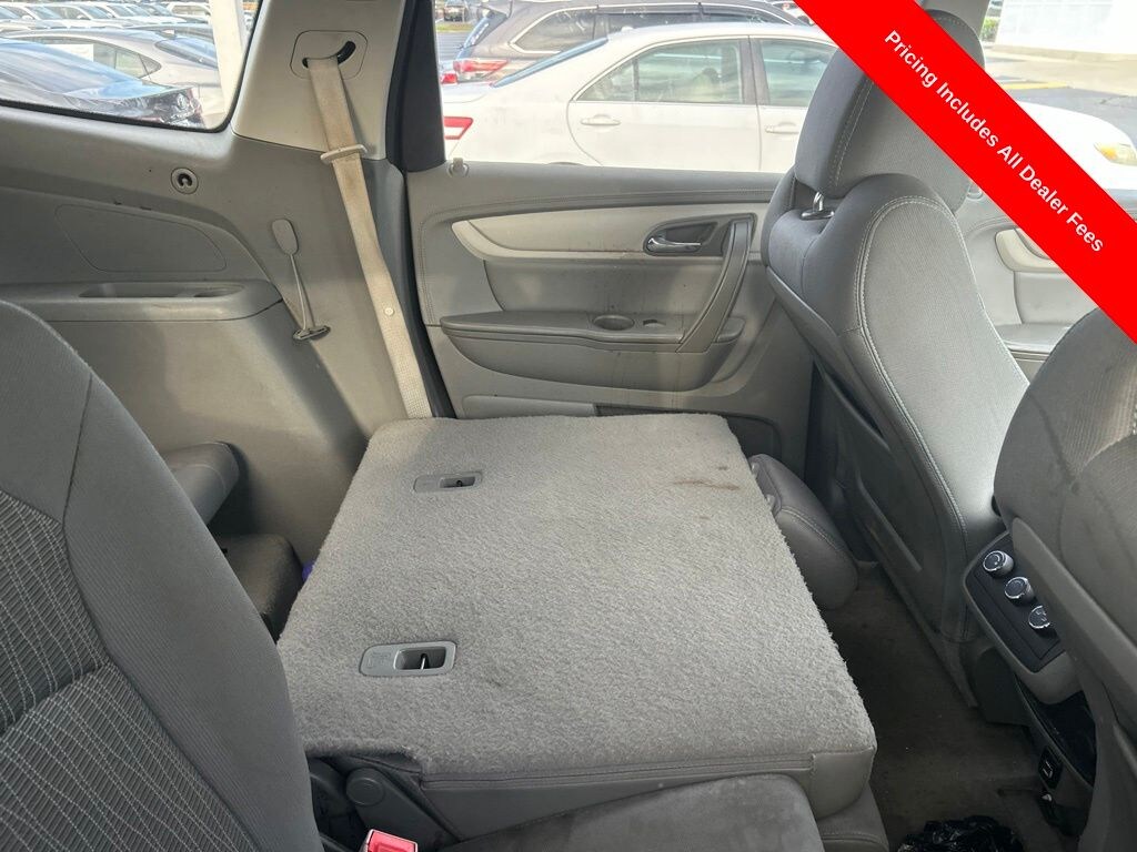 Used 2016 Chevrolet Traverse LS SUV