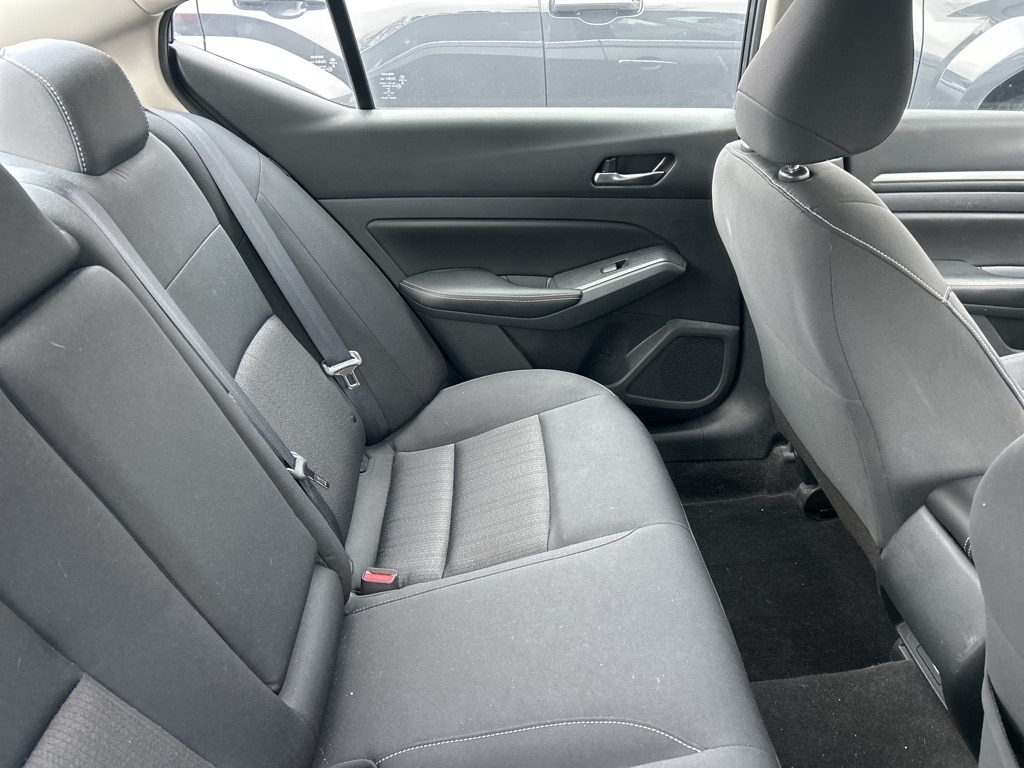 Used 2022 Nissan Altima 2.5 SV Sedan