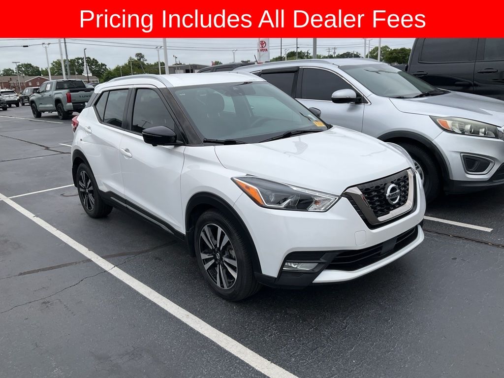 2020 Nissan Kicks SR