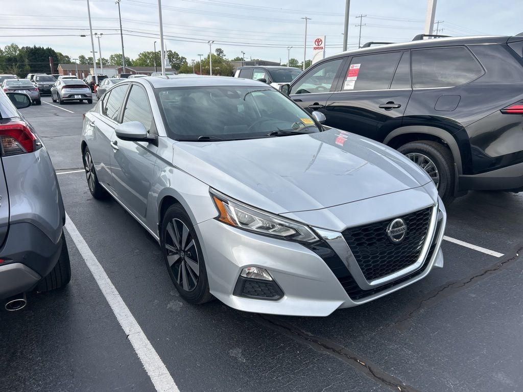 2021 Nissan Altima SV