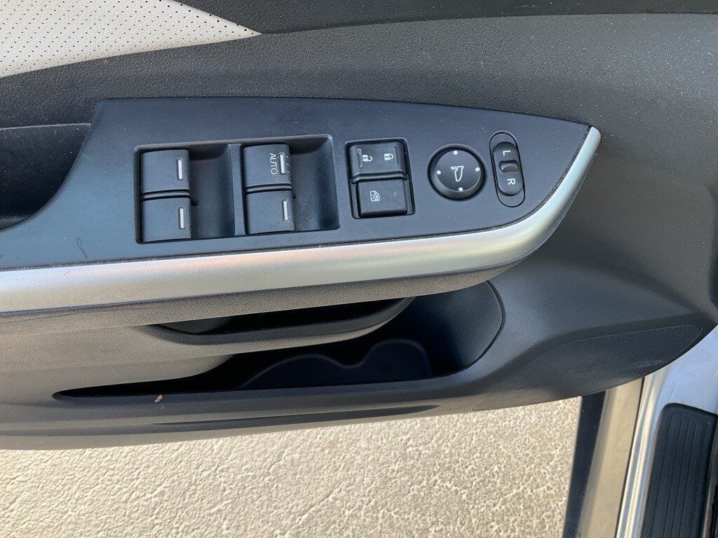 2015 Honda CR-V EX-L photo 4