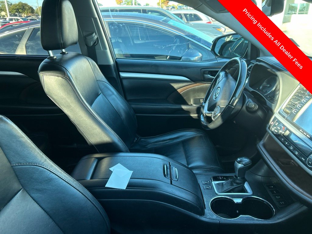 Used 2018 Toyota Highlander XLE V6 SUV