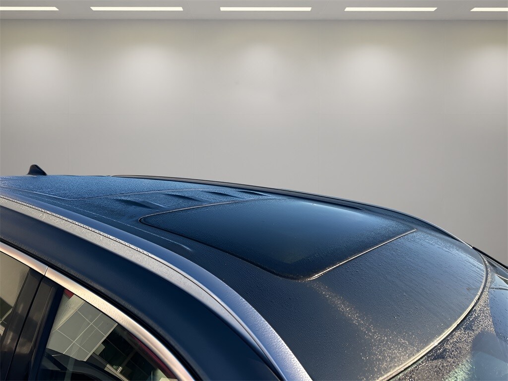 2024 Hyundai Palisade Limited photo 3