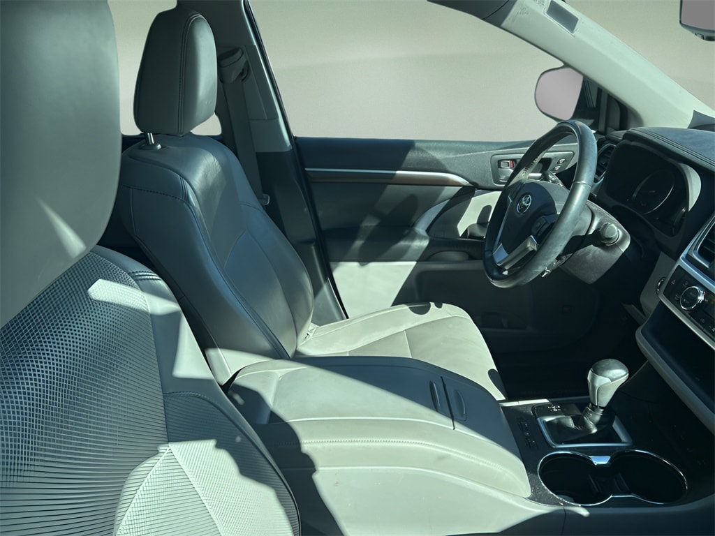 Used 2015 Toyota Highlander  SUV