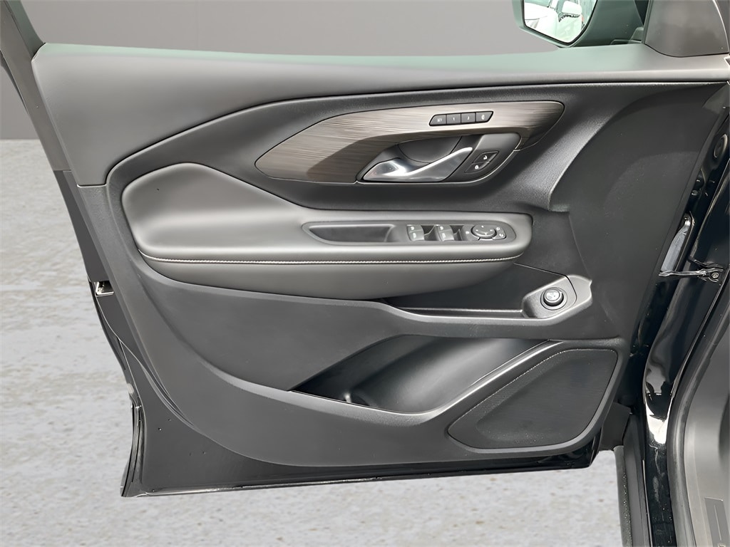 Used 2023 GMC Terrain SLT SUV