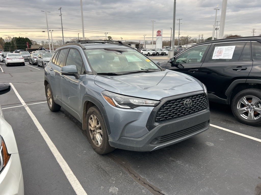 2022 Toyota Corolla Cross LE