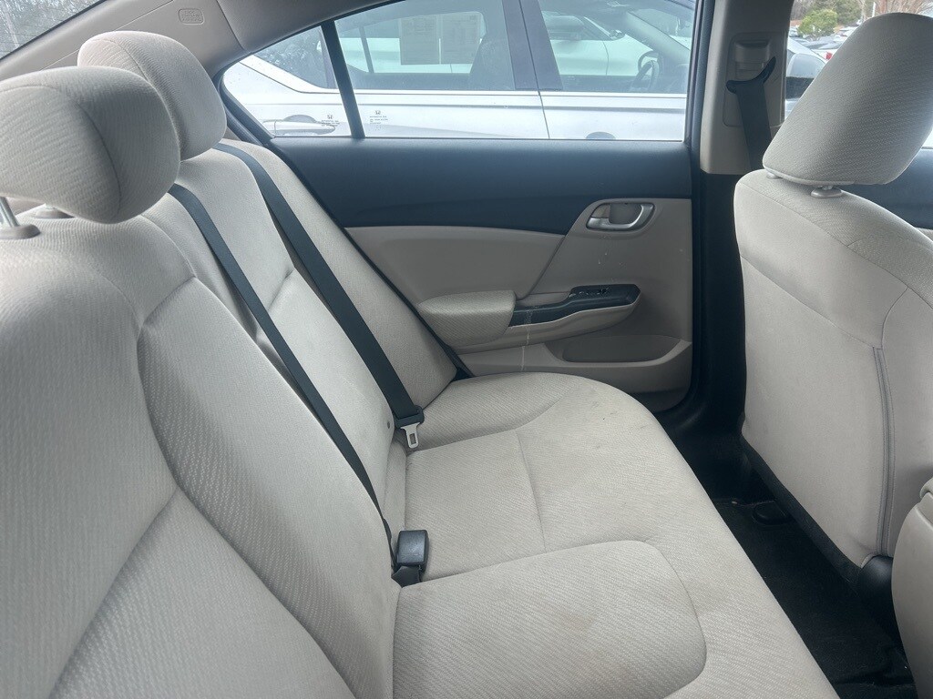 2013 Honda Civic LX photo 3