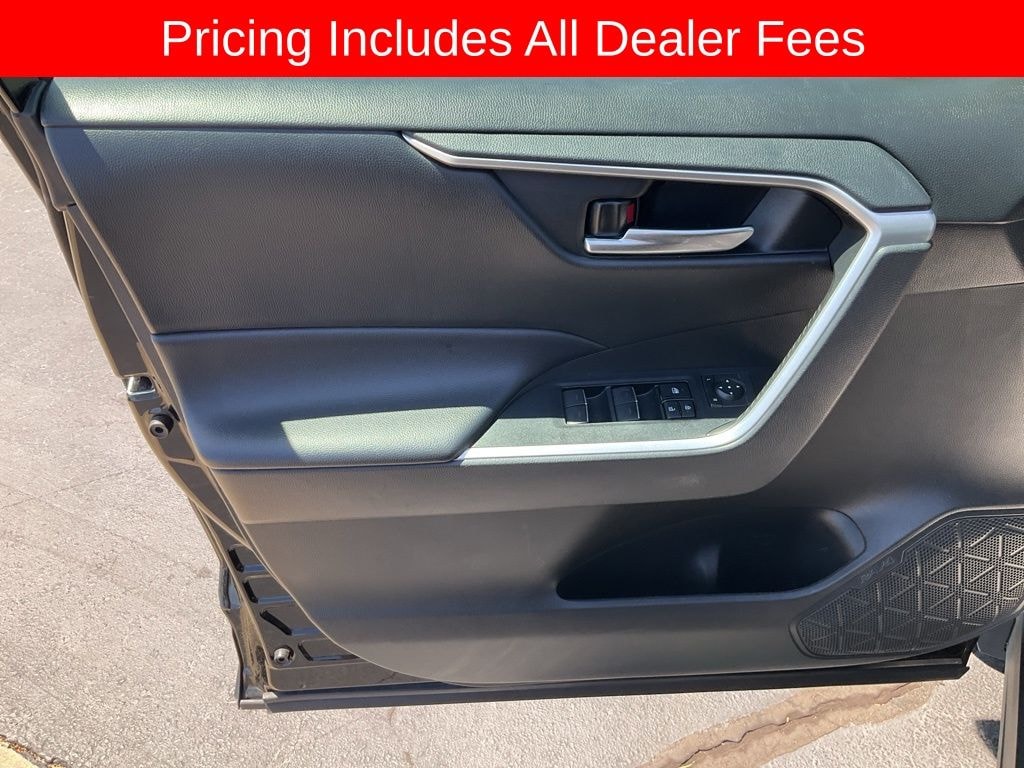 Used 2023 Toyota RAV4 XLE SUV