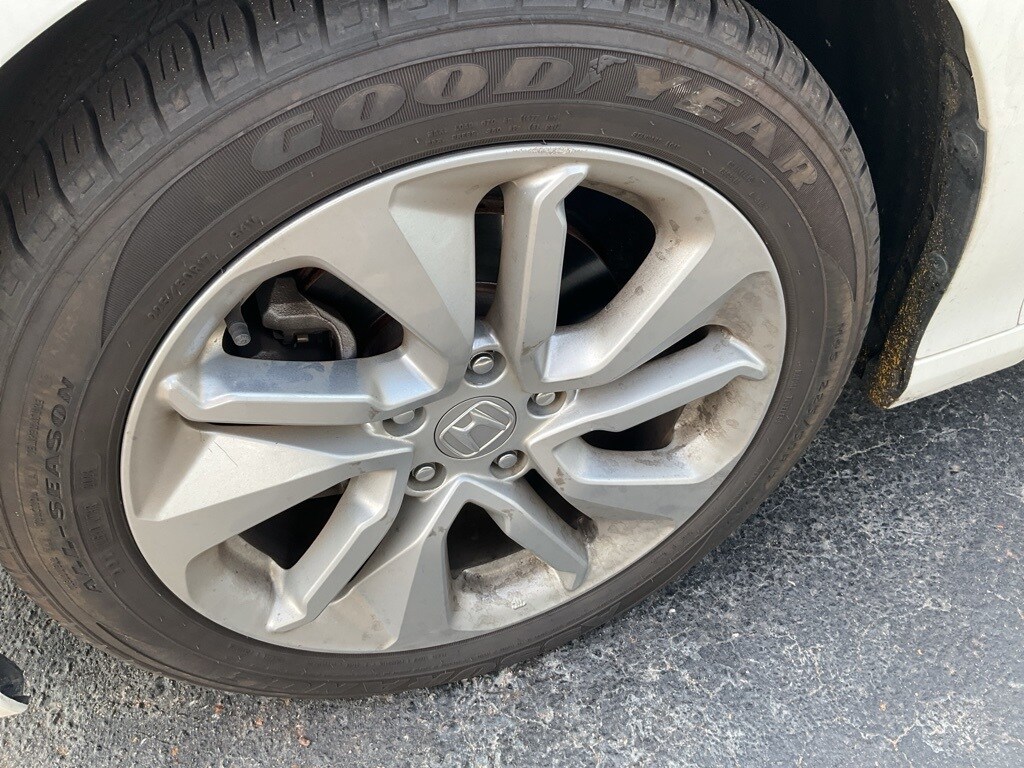 2020 Honda Accord LX 1.5T photo 2