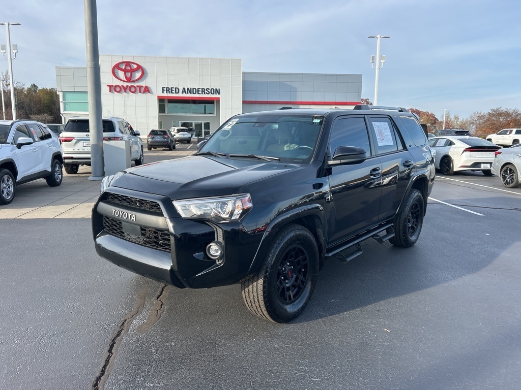 2022 Toyota 4Runner SR5