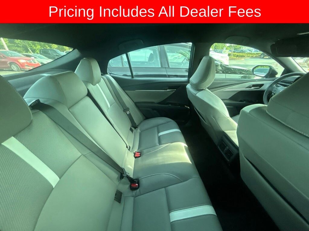Used 2026 Toyota Camry SE Sedan