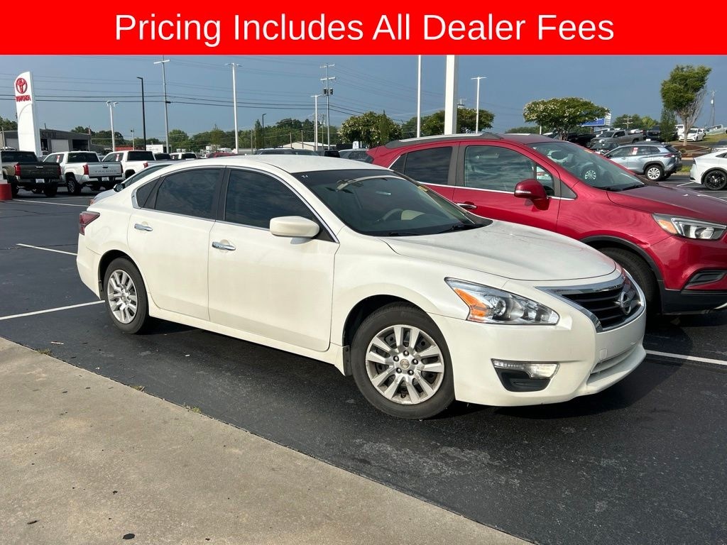 Used 2014 Nissan Altima 2.5 S Sedan