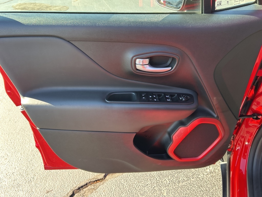 Used 2023 Jeep Renegade Trailhawk SUV