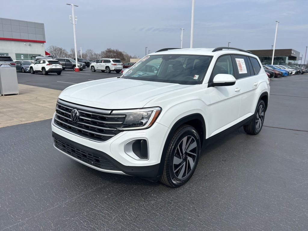 2024 Volkswagen Atlas SE w/Tech