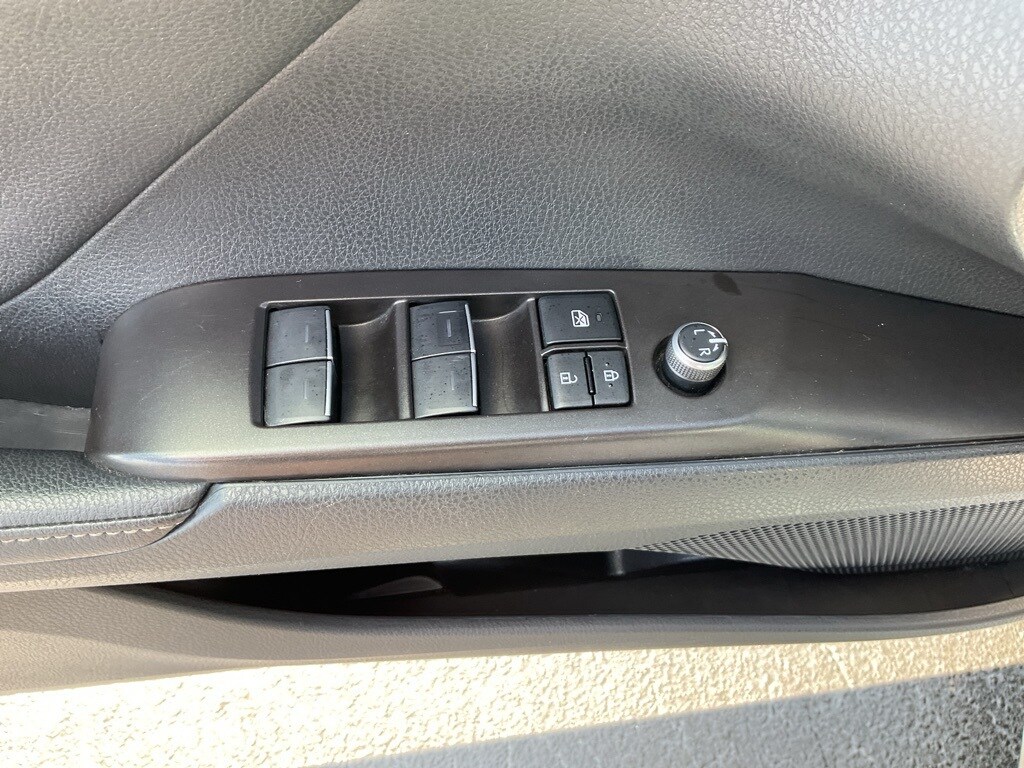 2024 Toyota Camry XSE photo 3