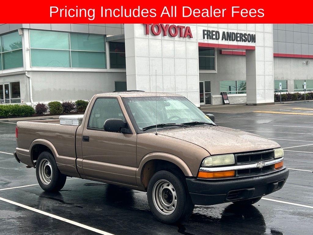 2003 Chevrolet S10 2WD Regular Cab Long Box LS's photo
