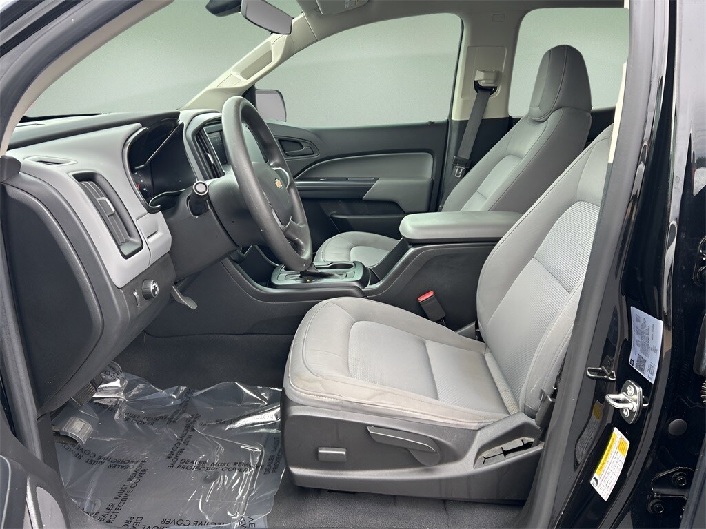 2021 Chevrolet Colorado Work Truck photo 2