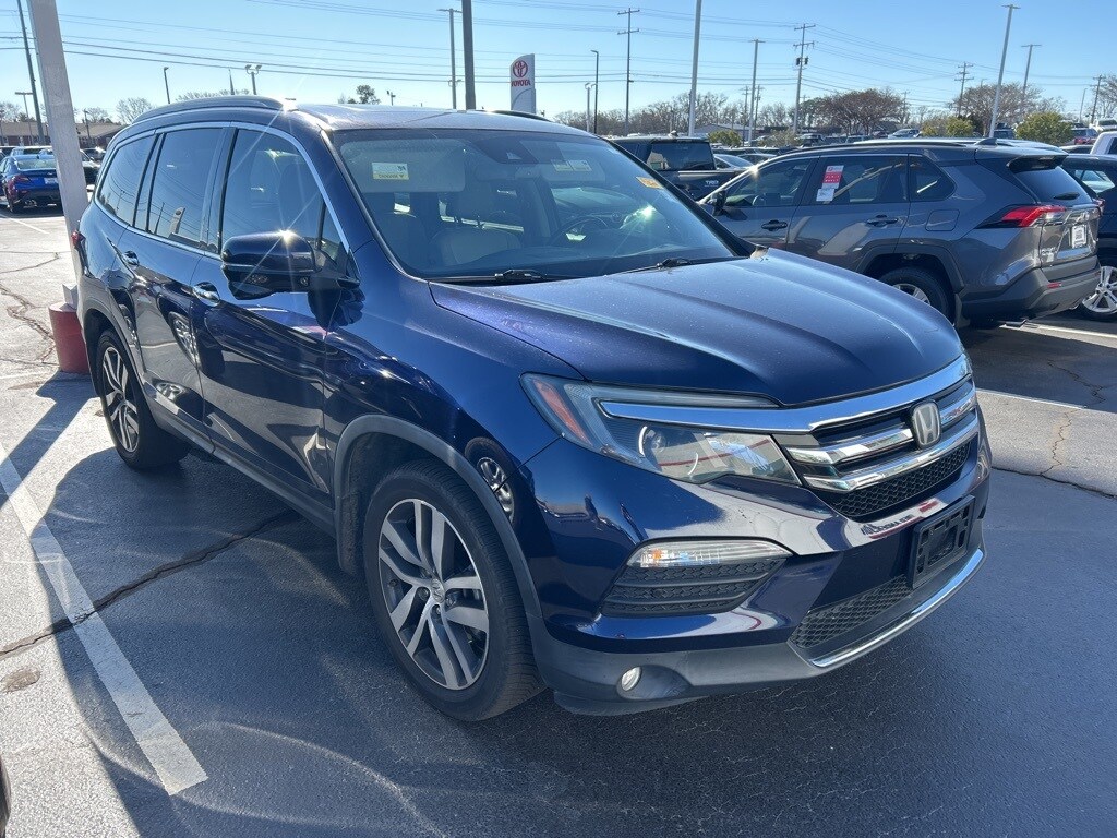 Used 2018 Honda Pilot Touring FWD SUV