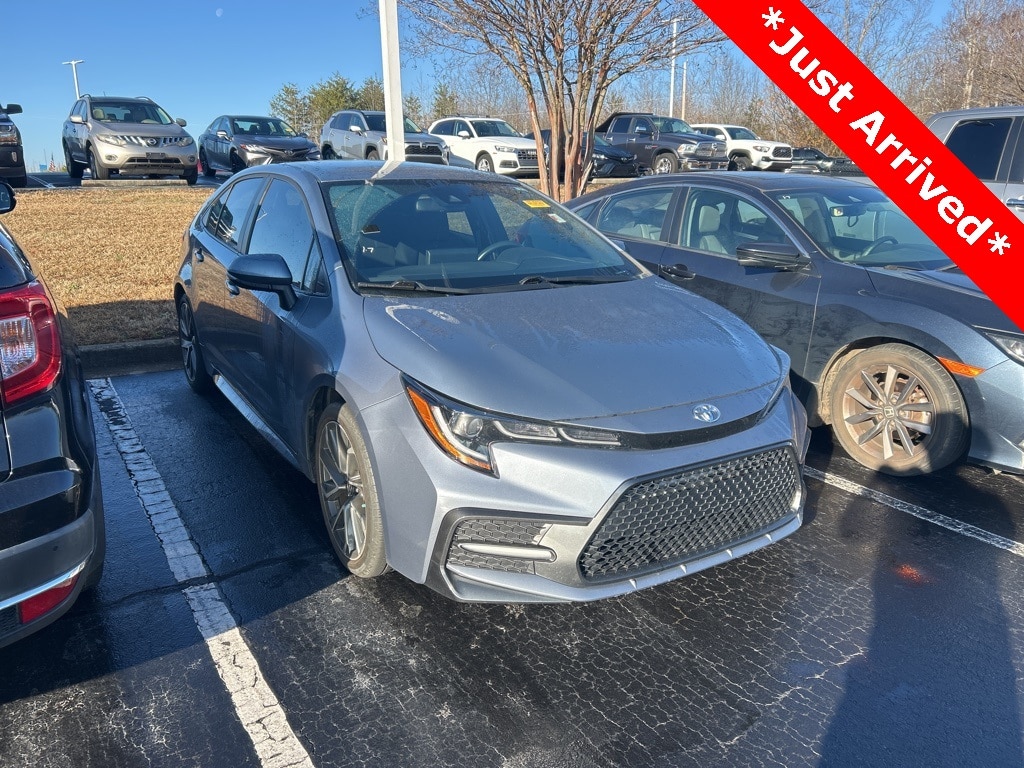 2022 Toyota Corolla SE's photo